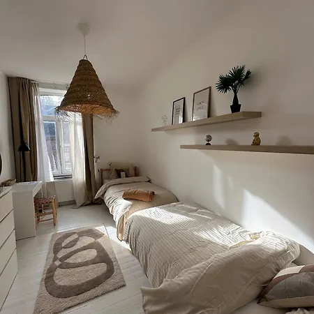 Ladar House * Frasnes-lez-Gosselies